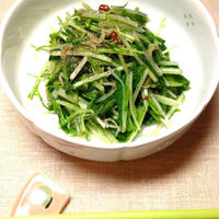 お湯をかけてもシャキシャキ！　水菜とちりめんじゃこの和えもの　ごま油とにんにく風味