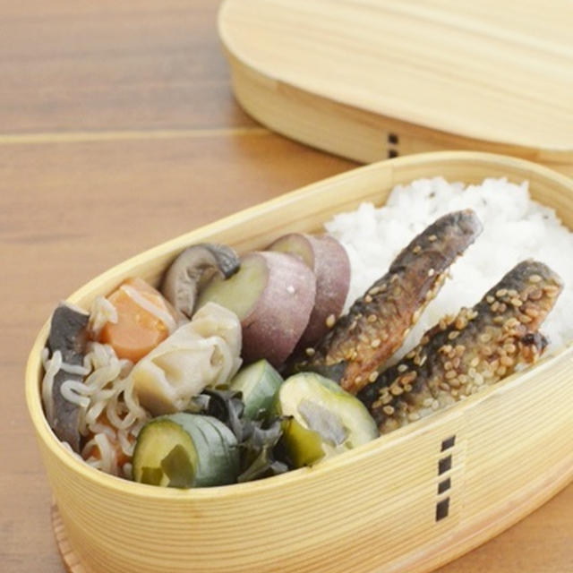 【鰯の胡麻竜田弁当、と日本食材の宅配と保冷剤】