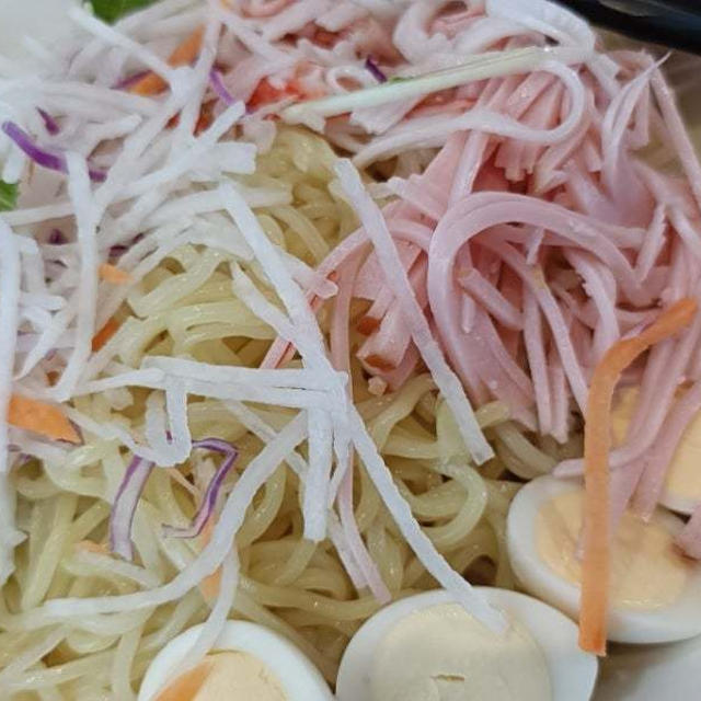 夫が作った冷やし中華(^o^)夏が始まるかと思いきや…寒い