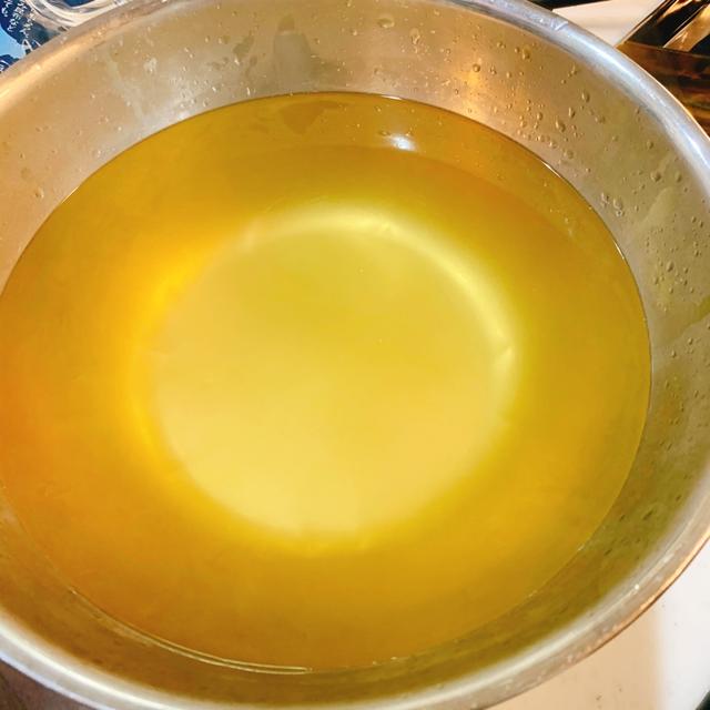 黄金色の出汁を使って　出汁巻き卵　レシピ