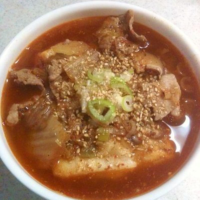 「豚肉と白菜ときのこのゴマ風味ピリ辛スープのお雑煮」を作ってみた！