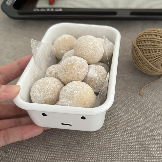 和三盆のブールドネージュ作りました♡ほろほろくずれる食感のすっごく美味しいクッキー！