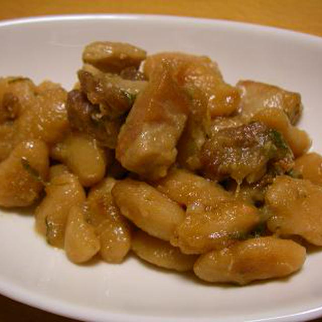 いんげん豆と豚肉のローズマリー風味
