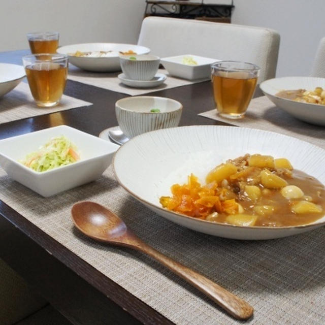 カレー嫌いなルーツ。～懐かしの給食カレー～