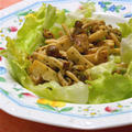 簡単、ヘルシー、シンプルなのが美味しい！きのことレタスのガーリックサラダ。 by akkiさん