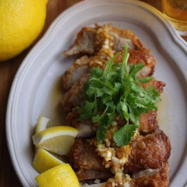 レモン風味の油淋鶏（ユーリンチー）