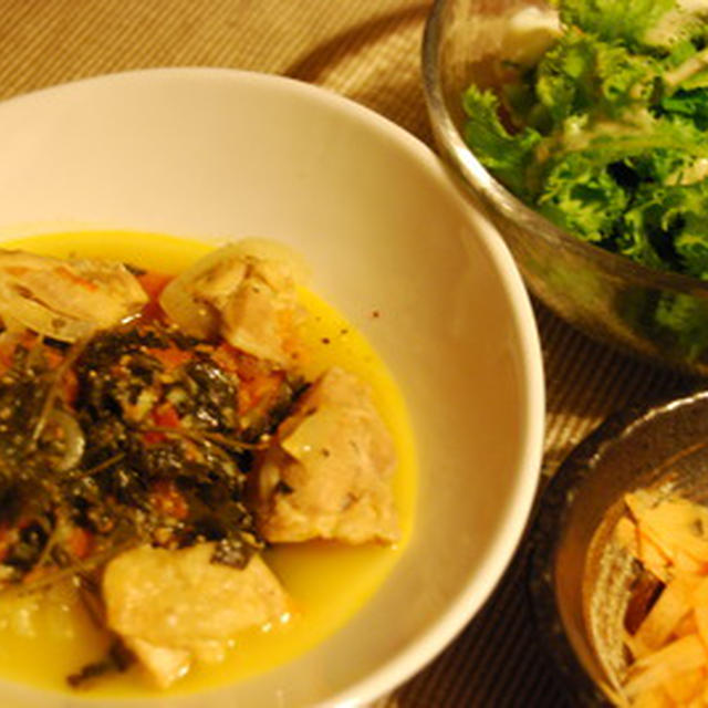 鶏モモ肉のトマトとパセリ煮込み