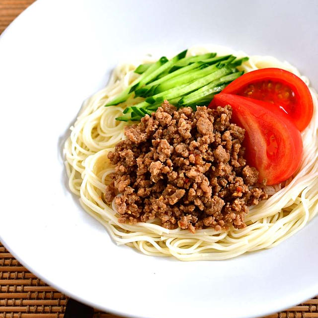【フーディストノート】ご飯のお供にもアレンジ料理にも便利な「肉みそそぼろ」が使える！