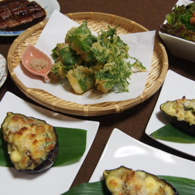 お茄子の白味噌グラタン　　タラの大葉巻き天ぷら　　ゴロゴロ野菜とソーセージのサラダ