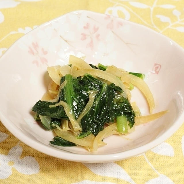 小松菜と玉ねぎのカレー炒め　調理時間5～15分