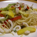 イカと野菜の彩りパスタ