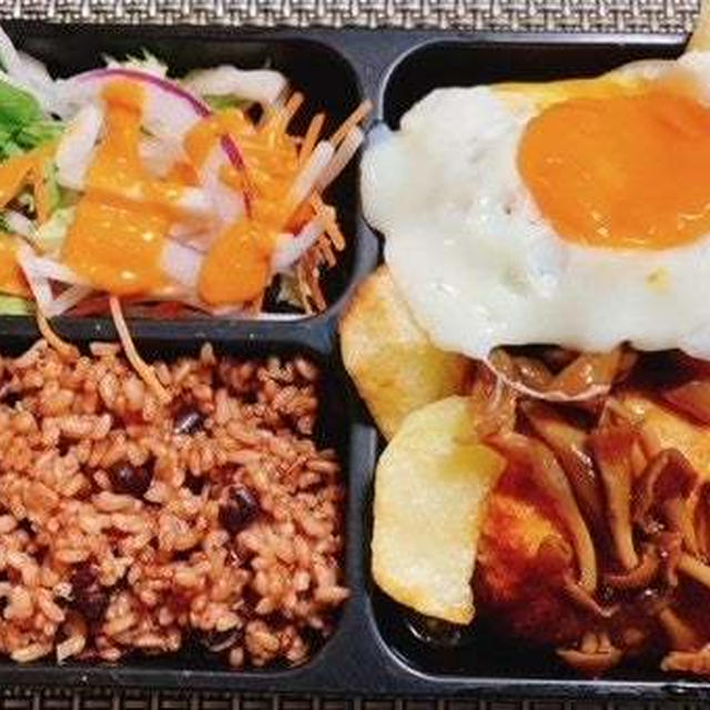 鶏ハンバーグ弁当・仙台発祥冷やし中華とスイートポテト弁当