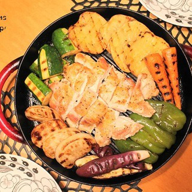 ストウブで『皮パリチキン＆グリル野菜』な夜。