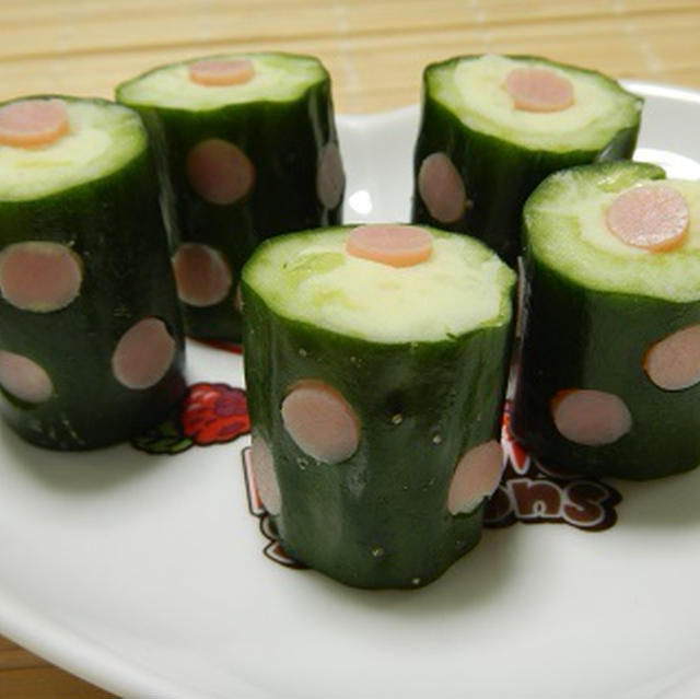 オメカシ胡瓜で胡瓜が主役のポテトサラダ。
