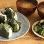 こどもに作ってもらう昼ごはん（おにぎり＆卵焼き＆きゅうり）