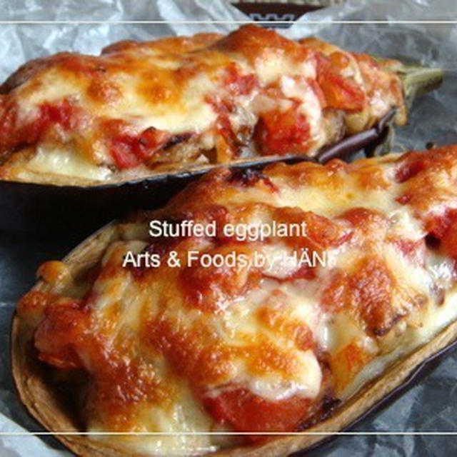 Stuffed eggplant ムサカ風　マッシュポテトと茄子とトマトソースの茄子の詰め物