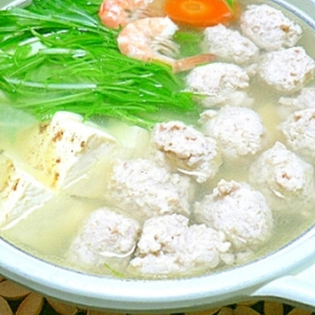 塩麹の鶏団子でスープもやっぱり塩麹鍋