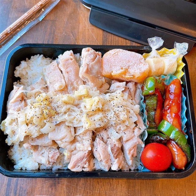 レンチンハイナンチキンライス弁当です！！