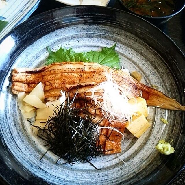 穴子丼♡まるは食堂へ行って来ました♡久々家族でお出かけしたよ♪