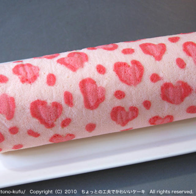 ハートのヒョウ柄ピンク色ロールケーキ レシピ By Junkoさん レシピブログ 料理ブログのレシピ満載