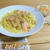 サーモンと玉ねぎのチーズクリームパスタ