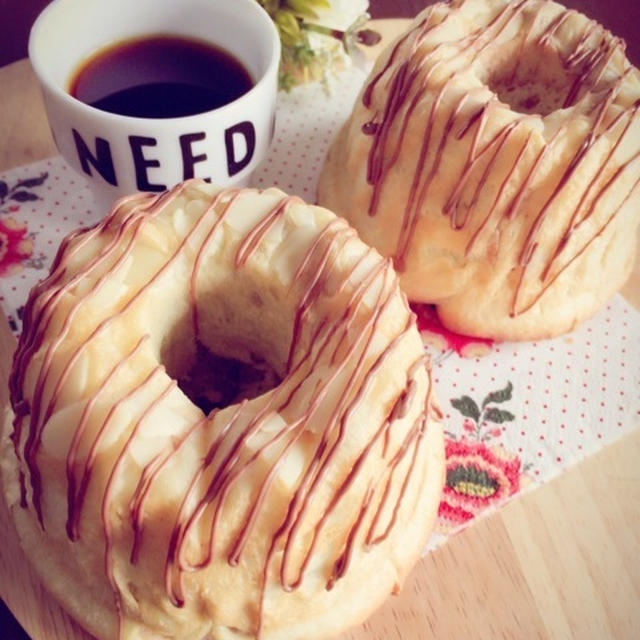 クグロフ型でココアとチョコのパン。と解放保育。