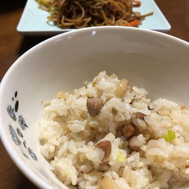 萱乃舎ダシ入り炒飯＆焼きソバ