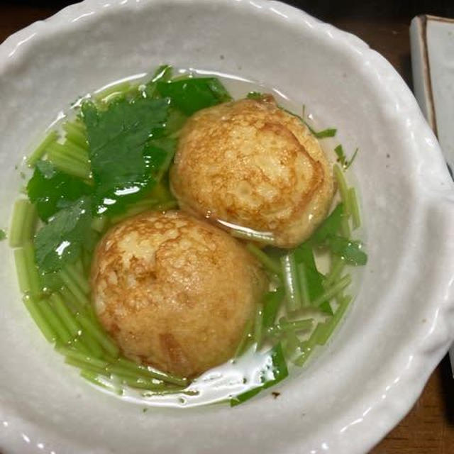 明石焼とたこ焼きの食べ比べ