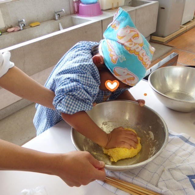 大阪市内の小学校PTA様 成人教育講座☆フライパンで作れるハロウィンパン講座
