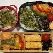 鮭のチャンチャン焼き弁当、松花堂弁当