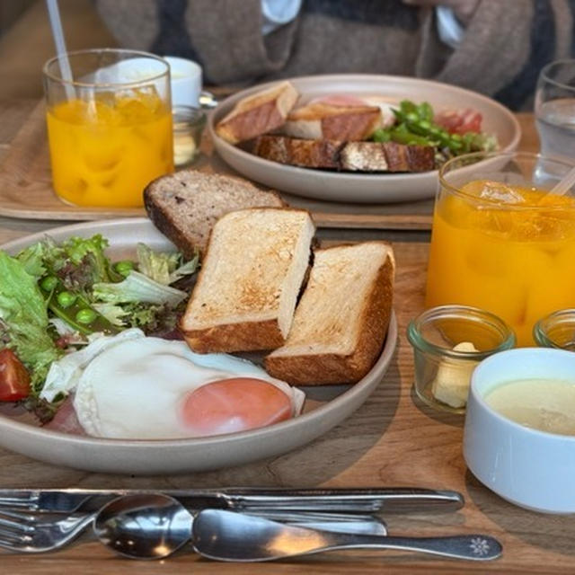 梨さんと、雨の鎌倉さんぽ② 朝ごはんとなかしましほさんの新店舗