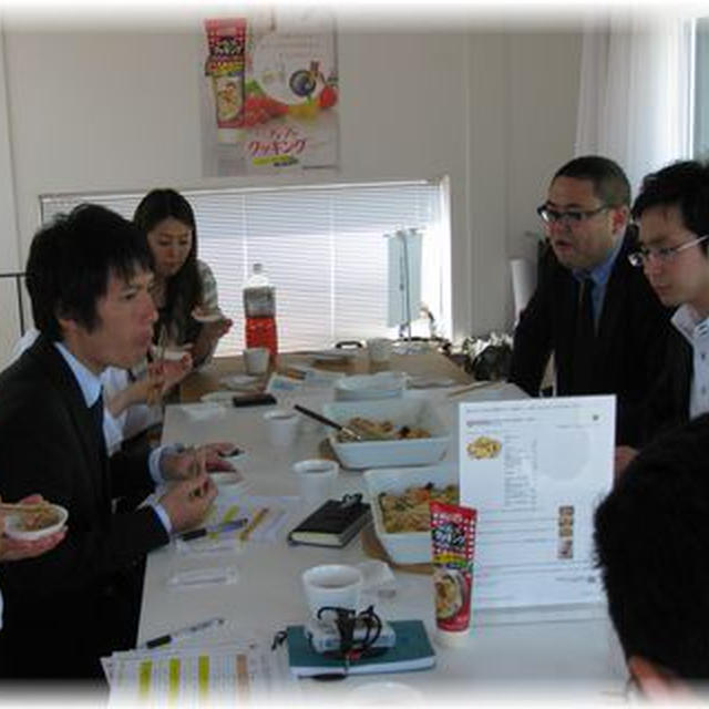 ”チューブでクッキング”レシピ審査会。