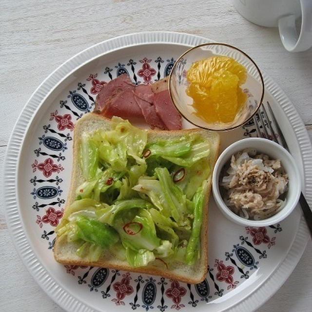すぐにできちゃう超便利スパイスで♪ アンチョビキャベツ