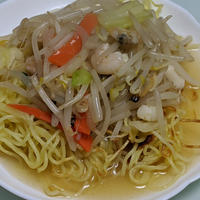 塩焼きそばで「海鮮あんかけ焼きそば」を作りました♪