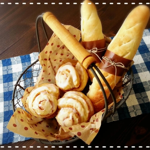 ベーカリー笑♪開店～♡シナモンロール＆ミルキーフランスで～す(*´з`)