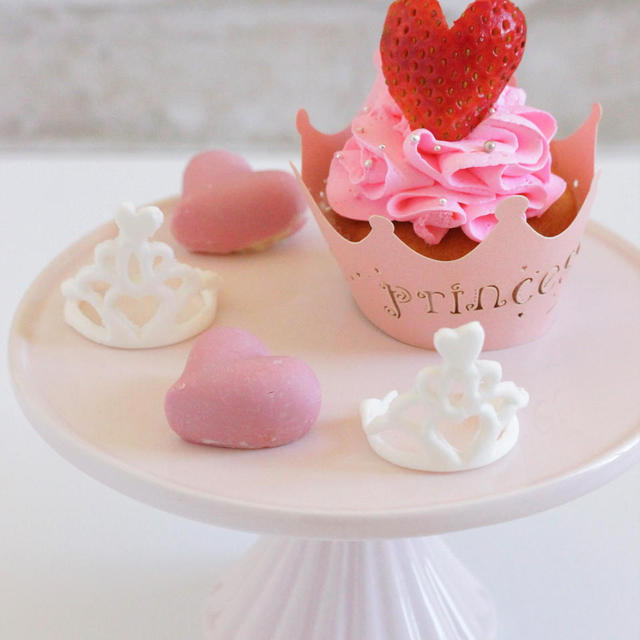 苺のプリンセスのカップケーキ By Aliceさん レシピブログ 料理ブログのレシピ満載