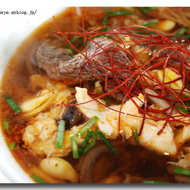 ユッケジャン ☆ 韓国風 ・ 牛肉の辛味スープ ：ごはんinでクッパに！