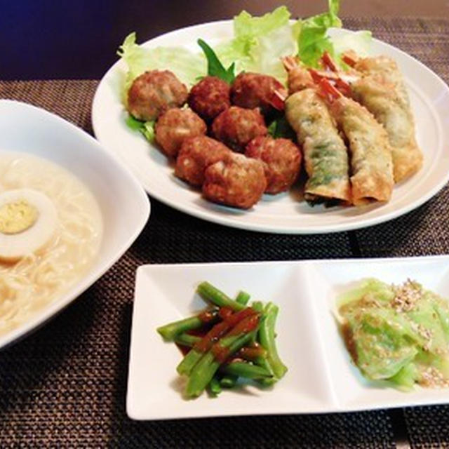 マルちゃん正麺と一緒に海老餃子と蓮根肉団子の飲茶風献立♪