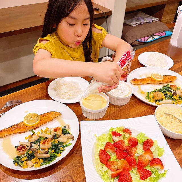 晩御飯は洋食です！！