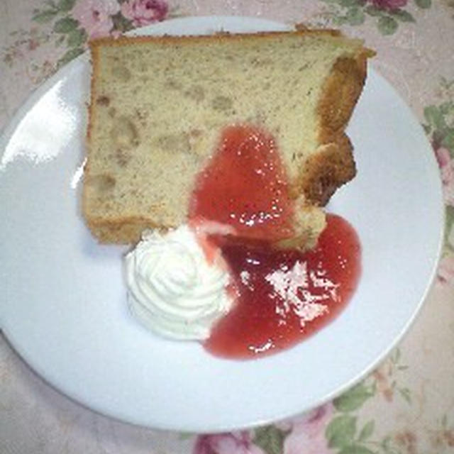 いちごシフォンケーキ