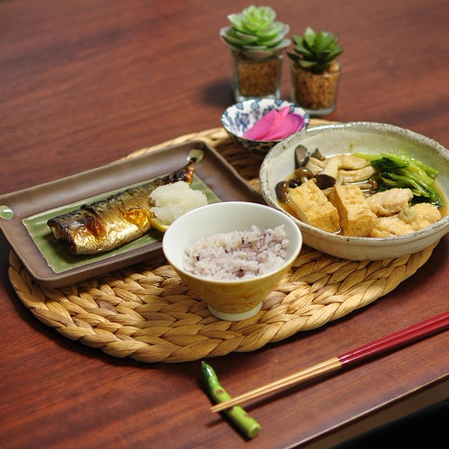 お豆を茹でる休日と昨日の晩ごはんと冷蔵庫に忘れ去られていたおかず💦
