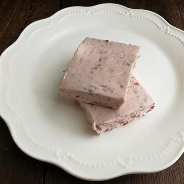 茜丸のつぶあんでレアチーズケーキを作ってみる。