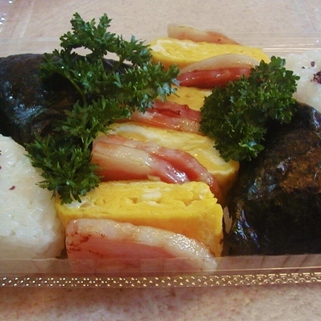 お握り弁当