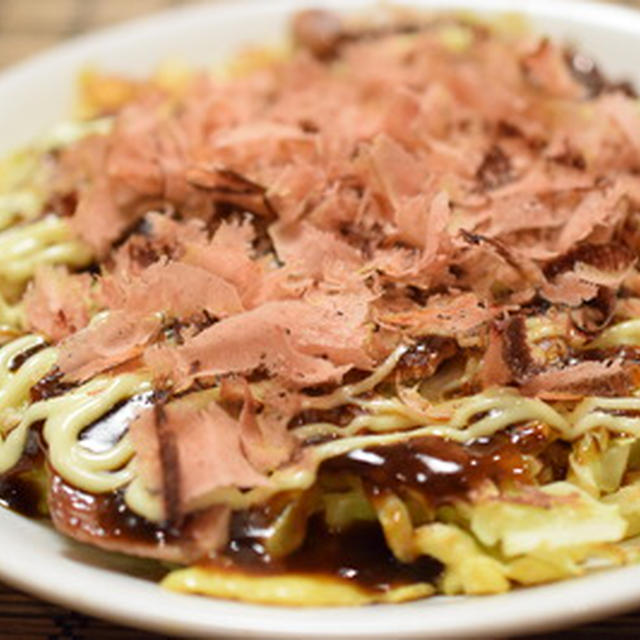 西伊豆の削りたて鰹節たっぷりの、米粉でつくるお好み焼き