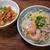 豚キムチ丼と、高知流ぶっかけそうめん。