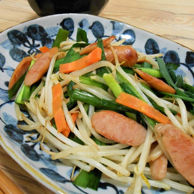 めんつゆで簡単！！ソーセージ野菜炒めの作り方/レシピ