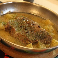 スパイス大使♪GABANクローブで♪豚肩ロースと洋ナシの白ワイン煮込み☆彡