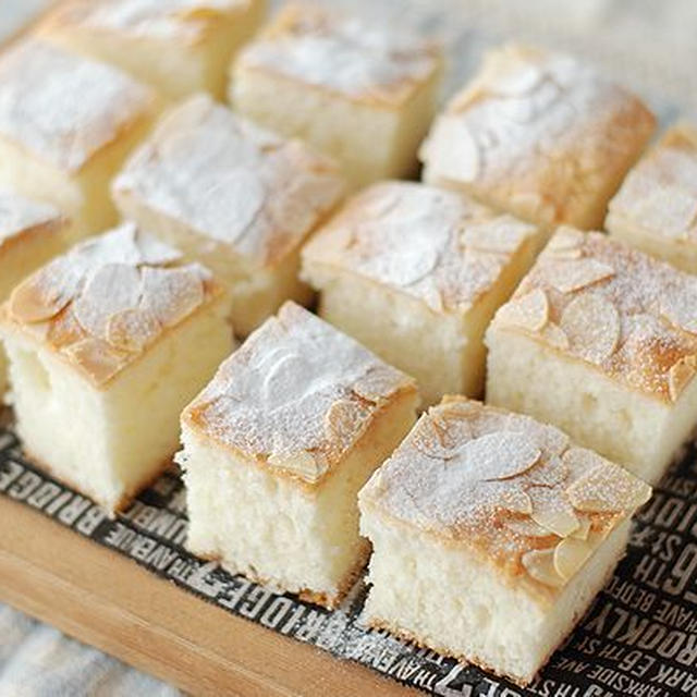 余った卵白で 大量生産 ミニスクエアケーキ By うさぎママさん レシピブログ 料理ブログのレシピ満載