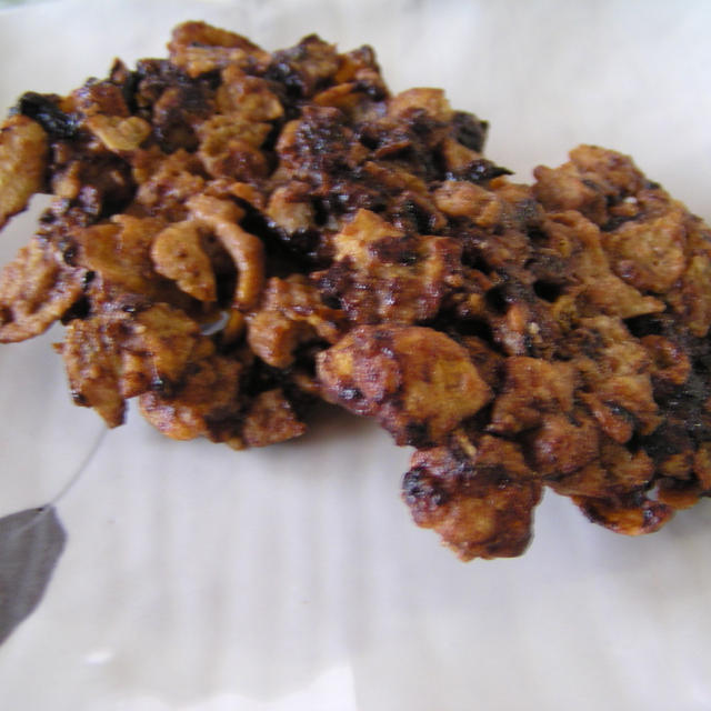コーンフレークとプルーンの味噌クッキー