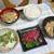 いわしのつみれ汁と結びしらたきとわかめの煮ものと長芋とオクラの小鉢でうちごはん（レシピ付）